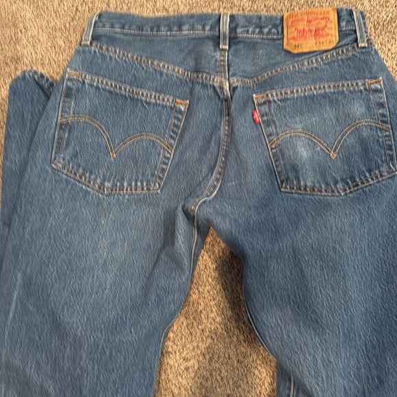 Levi’s 501 button fly jeans - Picture 3 of 4